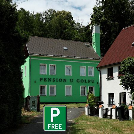 Pension U Golfu Cihelny Карлови Вари Екстериор снимка