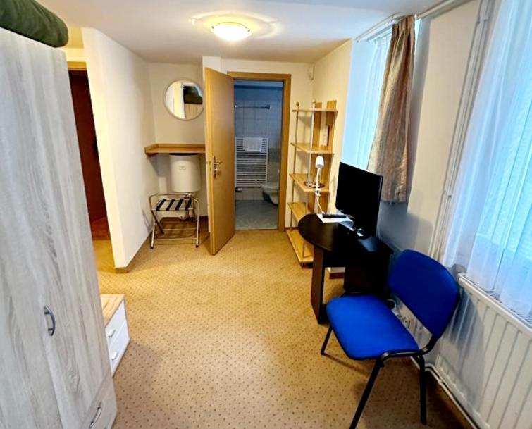 Pension U Golfu Cihelny Карлови Вари Екстериор снимка