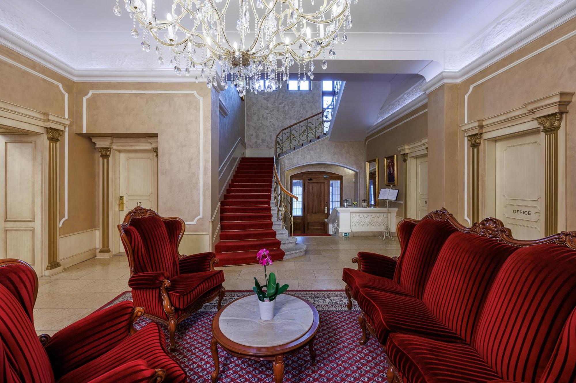 Pension U Golfu Cihelny Карлови Вари Екстериор снимка